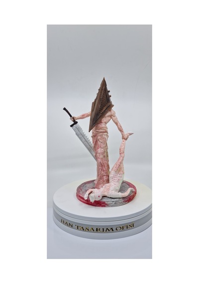 Pyramid Head 39 Cm Figür Silent Hill Nurse