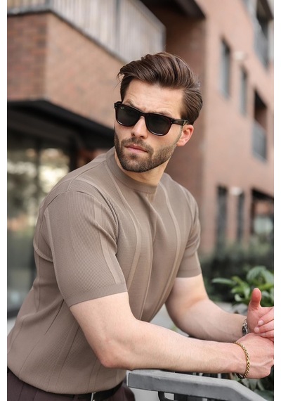 Madmext Açık Kahverengi Regular Fit Bisiklet Yaka Fitilli Triko Erkek Tişört E7490