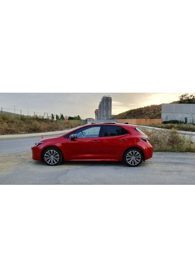 2020-2025 Arası 3d Kauçuk Bagaj Havuzu Toyota Corolla Hatchback