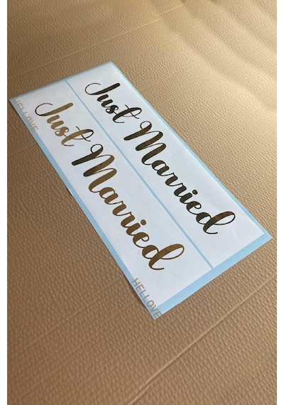Gelin Arabası Plakalık Just Married Yazılı Beyaz Üzeri Gold Yazı Kendinden Yapışkanlı