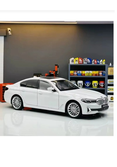 Hmb 1:18 Bmw 530lcı Beyaz Lisanslı Diecast Metal Model Araba
