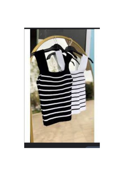 Pazarız Siyah Beyaz Çizgili Kare Yaka Atlet Triko Bluz Crop S / M / L Beden Uyumlu Siyah Beyaz Çizgili Pazarız Siyah Beyaz Çizgili Kare Yaka Atlet Triko Bluz Crop S / M / L Beden Uyumlu Siyah Beyaz Çizgili