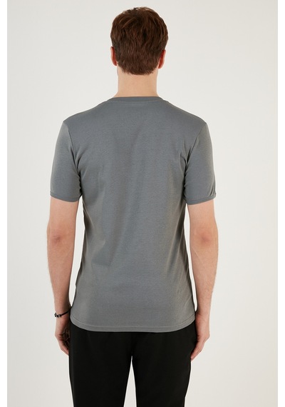 Buratti Pamuklu V Yaka Slim Fit Erkek T Shirt 5902122 Açık Haki Buratti Pamuklu V Yaka Slim Fit Erkek T Shirt 5902122 Açık Haki
