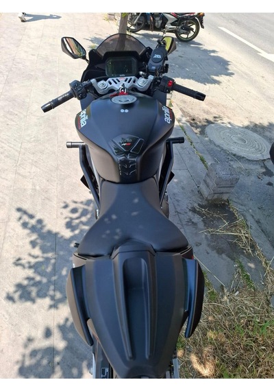 Aprilia Rs 457 Ön Koruma Demiri Siyah
