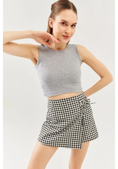 Butikgiz Kadın Sıfır Kol Bisiklet Yaka Vücuda Oturan %100 Pamuklu Kaşkorse Esnek Crop Bluz Gri