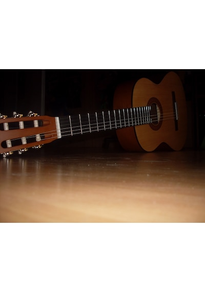 Yamaha C30 Mat Cila Klasik Gitar-Kılıf ve Pena