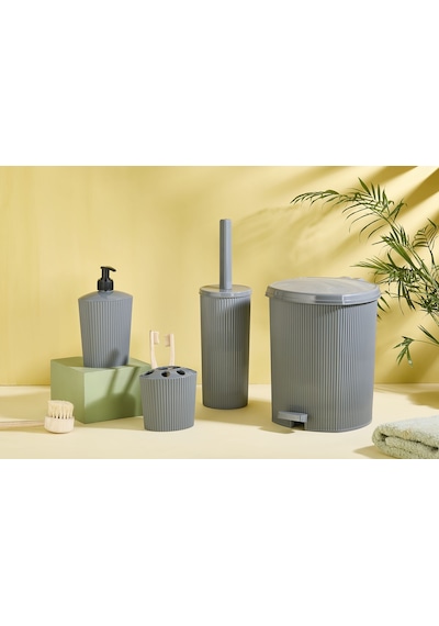 Plastik 4 Parça Çizgili Banyo Seti İç Kovalı Gri İç Kovalı Gri