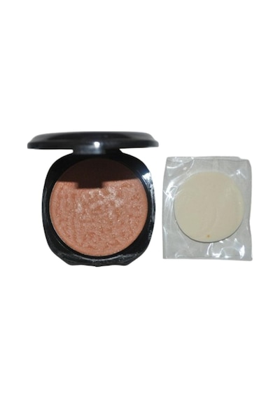 Catherine Arley Silky Touch Cream Compact 06