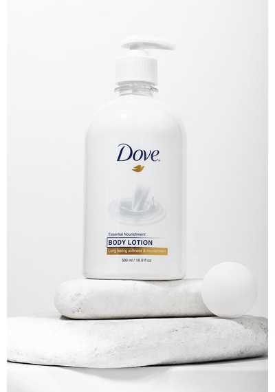Dove Nemlendirici Şampuan 500 Ml + Saç Kremi 500 Ml + Vücut Losyonu 500 Ml