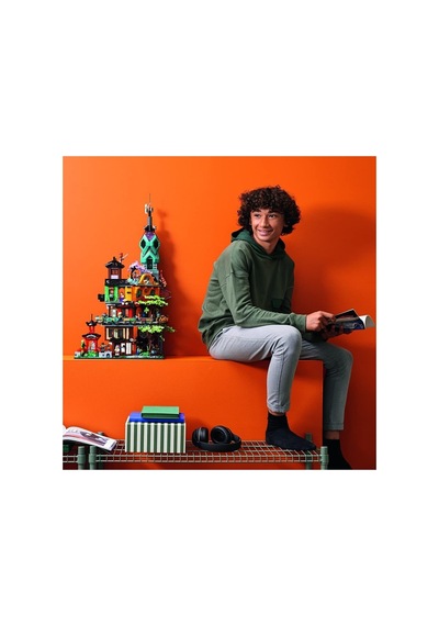Ninjago Ninjago City Bahçeleri 71741