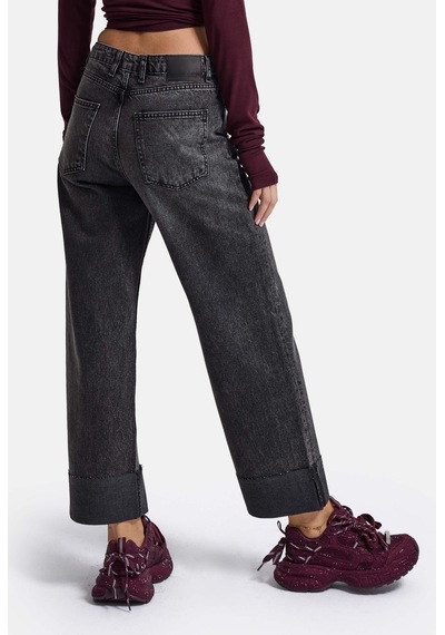 Kadın Koyu Füme 4w6-14 Relaxed Fit Paça Detaylı Denim Jean