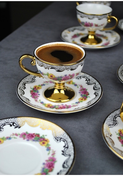 6 Kişilik Porselen Pembe Çiçekli Vintage Gold Ayaklı Kahve Fincan Takımı 90 Ml