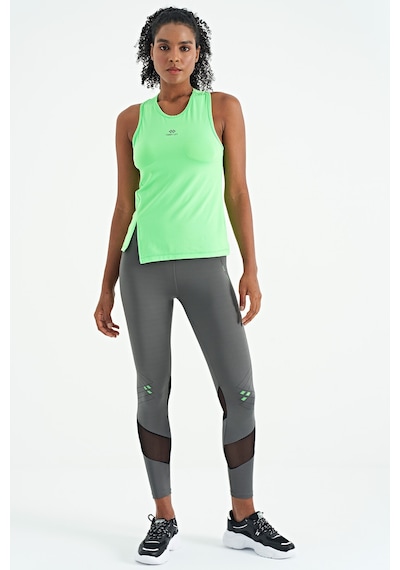 Tommy Life Neon Yeşil Yırtmaç Detaylı O Yaka Sıfır Kollu Standart Kalıp Kadın Spor Atlet - 97256 Neon Yeşil