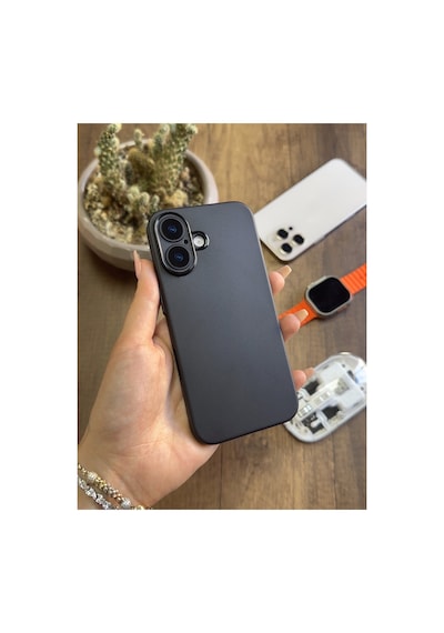 Apple iPhone 16 Plus Uyumlu Süper İnce Mat Ultra Thin Silikon Kılıf Buzlu Siyah