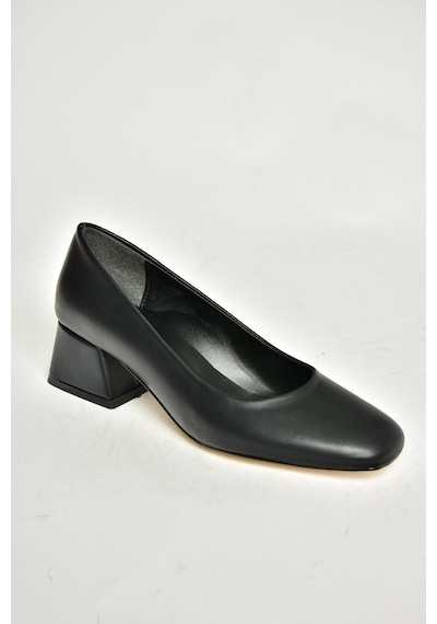 Fox Shoes T752827009 Siyah Alçak Topuklu Kadın Ayakkabı Siyah