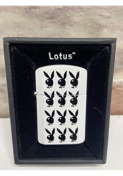 Lotus Marka Beyaz Siyah Tavşan Logolu Benzinli