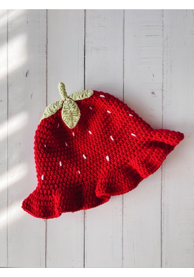 Crochet By Neslii Baby Strawberry Bonnet Şapka Kırmızı