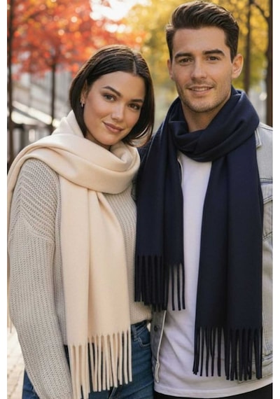 Tezzgelsin Unisex Yumuşak Dokulu Püsküllü Kışlık Buklet Atkı Şal 2'li Set Ekru - Lacivert