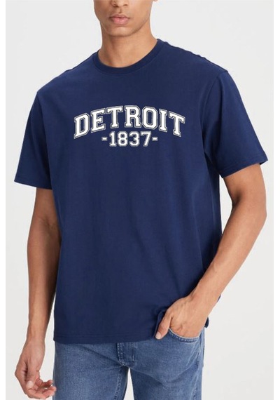 Medinenur Unisex Detroit Baskılı Tshirt Lacivert