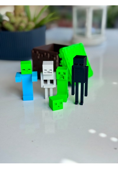 Minecraft Çim Bloğu Karakter Kutusu