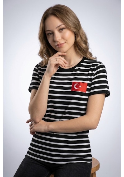 Technomonkey Kadın Slim Fit Dar Kesim Türk Bayrağı Baskılı Siyah Beyaz Çizgili Kısa Kollu Tişört