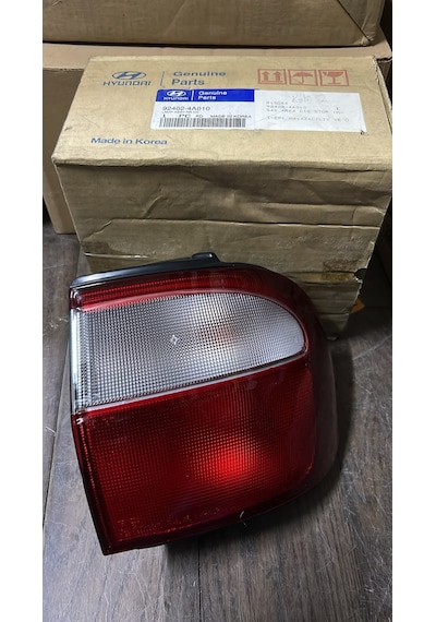 Hyundaı Starex Sağ Dış Arka Stop Lambası 1997-2001 Mobis 92402-4a010