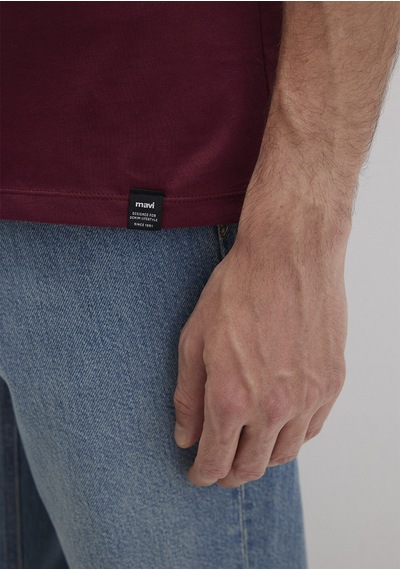 Mavi - Etiket Detaylı Bordo Basic Tişört 0611824-70394 Bordo