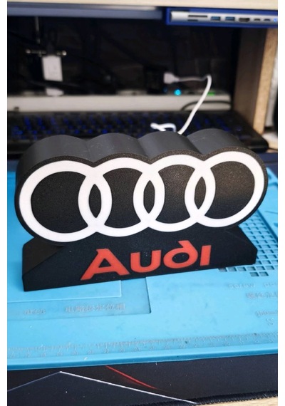 Audi Logolu Dekoratif Aydınlatma Çok Renkli
