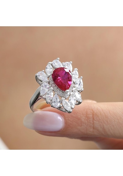 Mia Vento Effective Diamond İstanbul İhtişamı Sentetik Yakut Taşlı Gümüş Yüzük