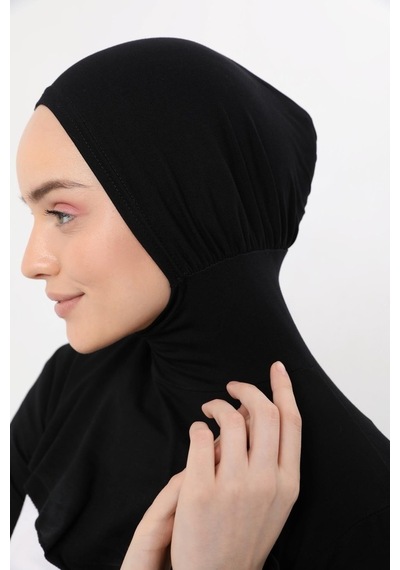 Altobeh Boyunluklu Boneli Uzun Kolluk Siyah Çok Renkli