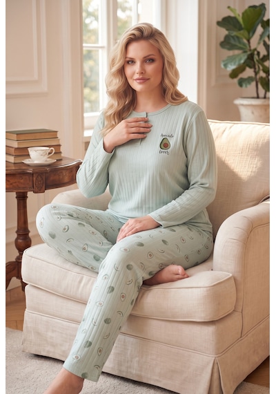 Seboteks Şardonlu İnterlok Kumaş Yakası Düğmeli Kışlık Büyük Beden Kadın Pijama Takımı 2700 Yeşil Seboteks Şardonlu İnterlok Kumaş Yakası Düğmeli Kışlık Büyük Beden Kadın Pijama Takımı 2700 Yeşil