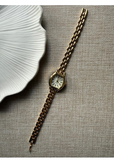 Retro Minimal Metal Kordon Vintage Kadın Kol Saati İçi Beyaz Altın 06362556
