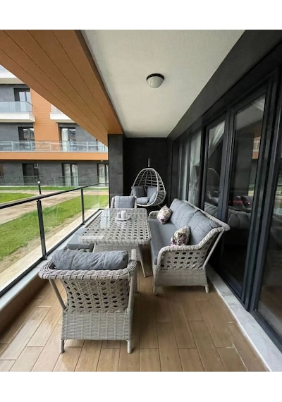 Sercangarden Salincak Hediyeli Rattan Bahçe Takımı Oturma Grubu 3lü - 7 Kişilik Gri