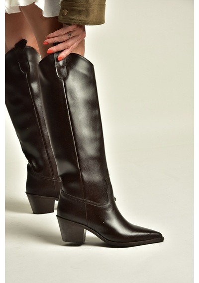 Fox Shoes Z922835109 Kahverengi Kalın Topuklu Kadın Çizme