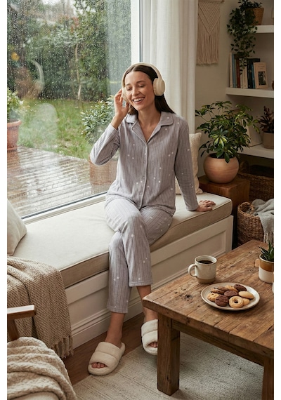 Lela Regular Fit Gömlek Yaka Önden Düğmeli Polar Bayan Pijama Takımı 6571009W4 Gri