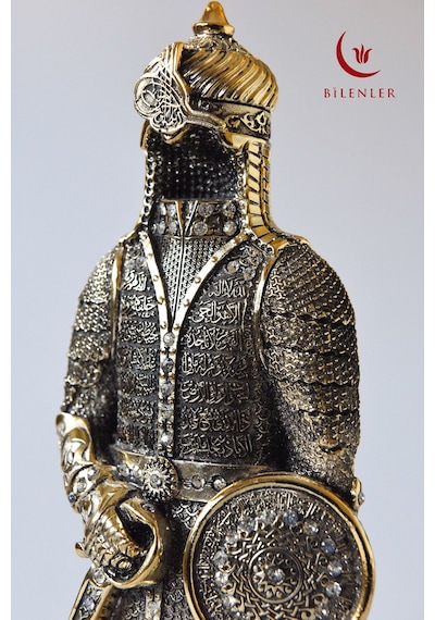 Fetih Zırh Ayetel Kürsi Biblo 11x27 Cm Orta Boy Gümüş Renk Metal Dekoratif Aksesuar Sarı