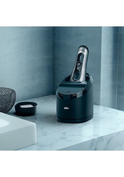 Braun 8 Serisi 8390CC Islak ve Kuru Tıraş Makinesi