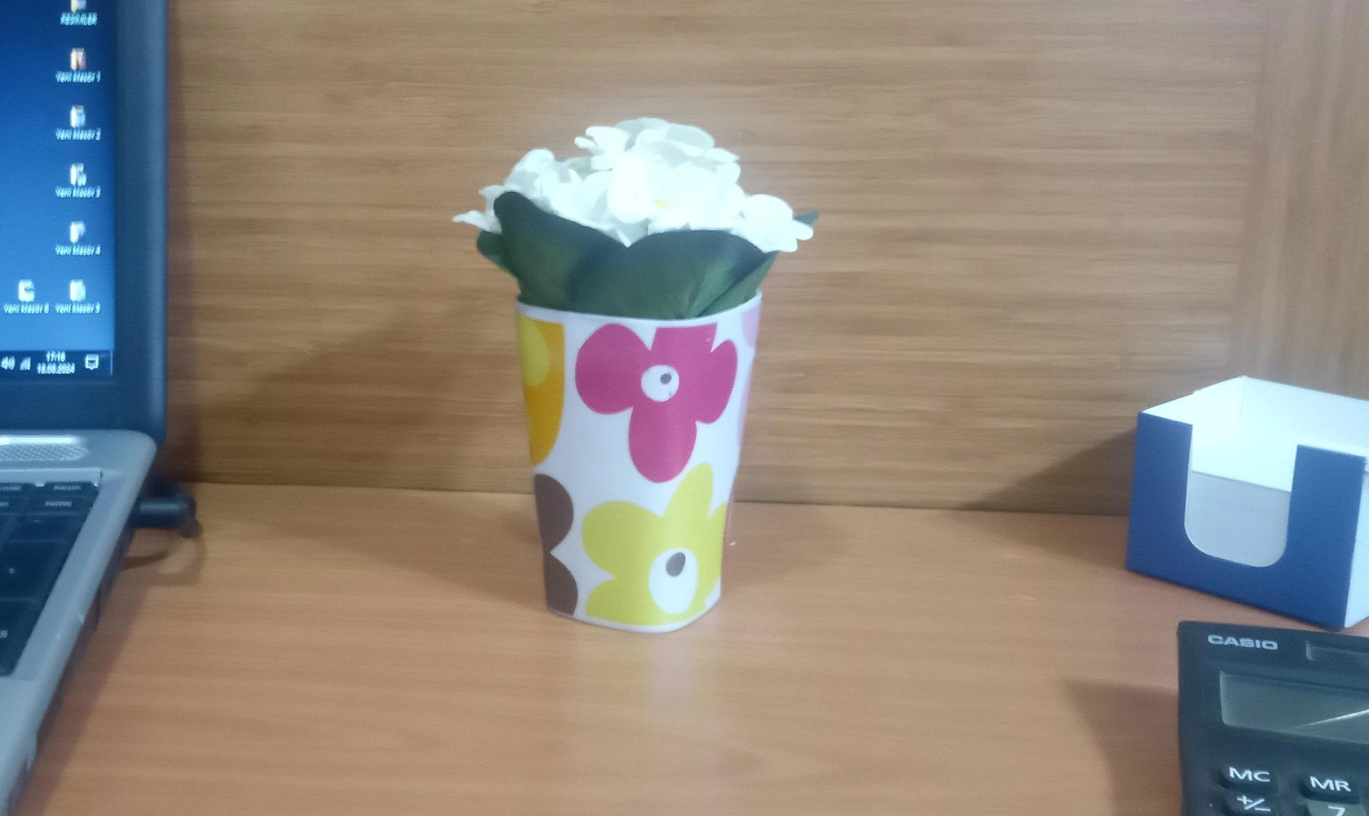 2 Adet Vazo Dahil,vazoda Çiçek,beyaz Yapay Çiçek,vazo Dekoratif Kırmızı Papatya 7x7x16cm Çok Renkli