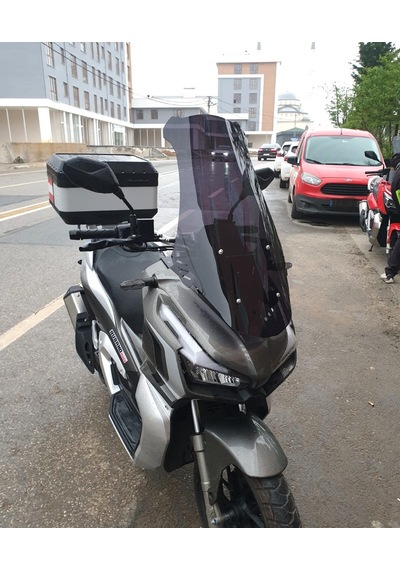 Motocam Küba Rubano 150 Ön Cam 2023-2026 Model 65cm Siyah Renkli 4mm Orta Boylu