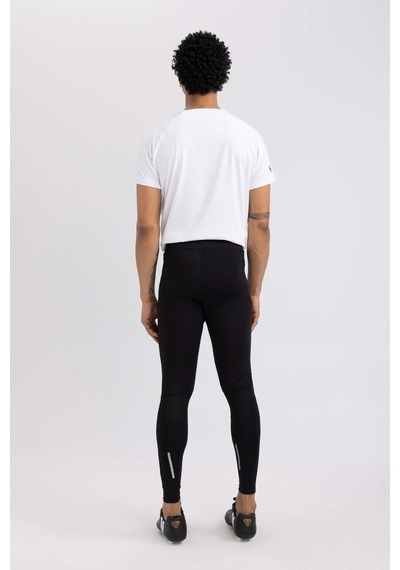 DeFactoFit Slim Fit Dar Kesim Sporcu Tayt B5027AX24SPBK81 Siyah