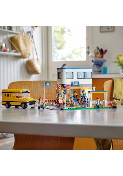 LEGO® City 60329 Okul Günü 433 Parça