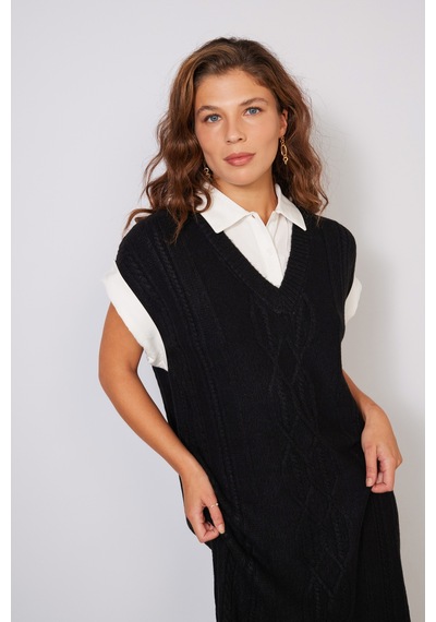 Gömlek Yaka Detaylı Uzun Triko Elbise Siyah