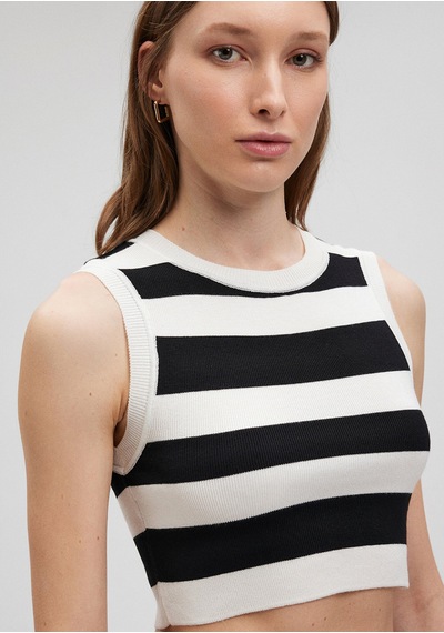 Mavi - Çizgili Crop Triko Top 1710098-85407 Siyah