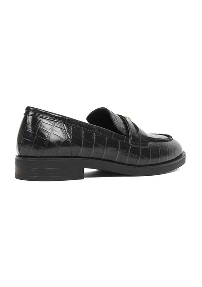 Kadın Siyah Kroko Rugan Deri Loafer