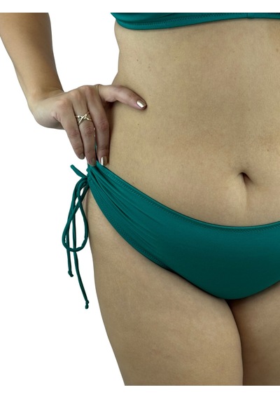 Büyük Beden Sabit Kaplı Toparlayıcı Çapraz Drapeli Yandan Bağlamalı Kadın Bikini Takım Yeşil Büyük Beden Sabit Kaplı Toparlayıcı Çapraz Drapeli Yandan Bağlamalı Kadın Bikini Takım Yeşil