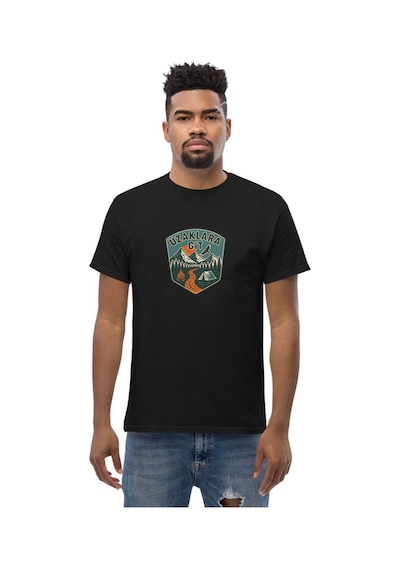 Wildstyle Uzaklara Git Renkli Vintage Dağ Doğa Macera Rozet Baskılı Unisex Bisiklet Yaka Pamuklu Tişört Siyah