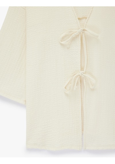 Koton Bürümcük Kumaş Geniş Uzun Kollu Bağlama Detaylı Dokulu Kimono Ekru 6sak30069ek