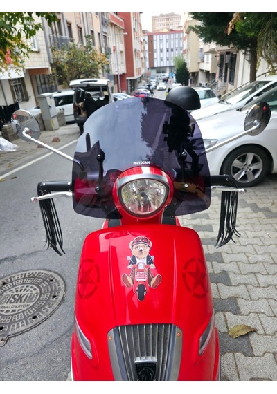 Motocam Arora Malibu 125 Ön Cam 2017-2026 Model 37cm Siyah Renkli 4mm Aparatsız