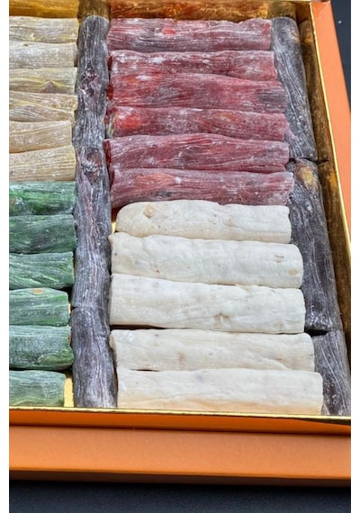 Karışık Hediyelik Kutuda Parmak Fitil Fıstıklı Lokum Narlı,sütlü,karadutlu,elmalı,limonlu, 450 Gr