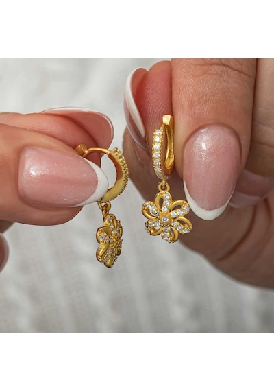 Stillove Gümüş Sallantılı Gold Çiçek Kadın Küpe T8816 Gold